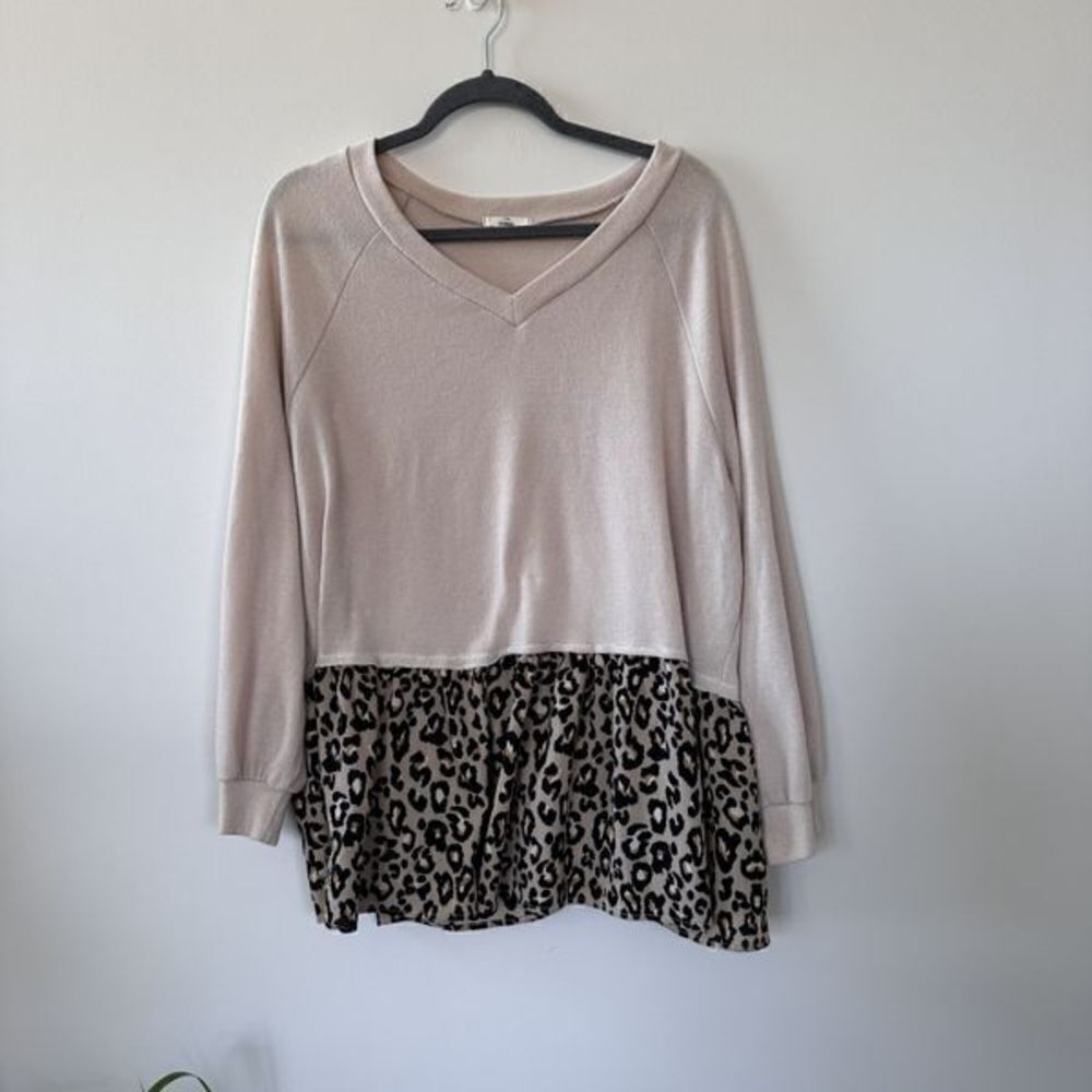 Entro Boutique Beige Black Leopard Print Oversized Pullover Sweater XL - Picture 4 of 10